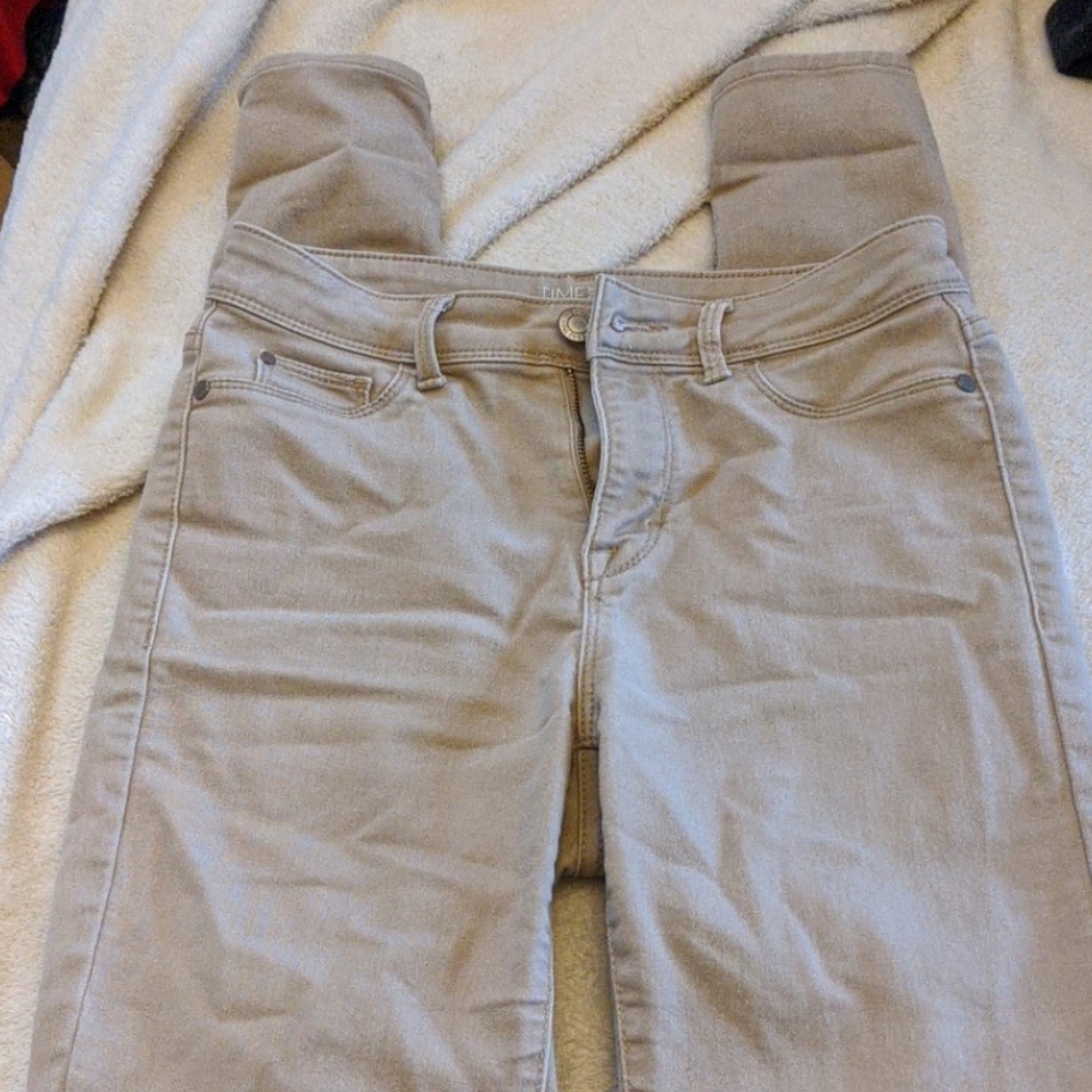 Khaki high rise jeggings, size 4